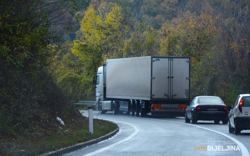 Kolovozi većinom suvi, moguća poledica i odroni