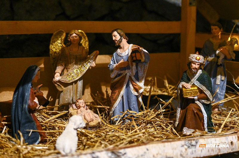 Božić danas obilježavaju katolički, protestantski i dio pravoslavnih vjernika