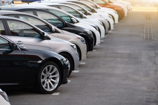 Uvoz automobila u BiH raste ali i cijene sve više: Dominiraju polovna vozila