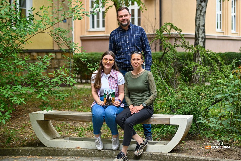 Bijeljina: Učenica Jana Čičarova pokrenula akciju „Nebo obećava“ za djecu na Kosmetu (FOTO)