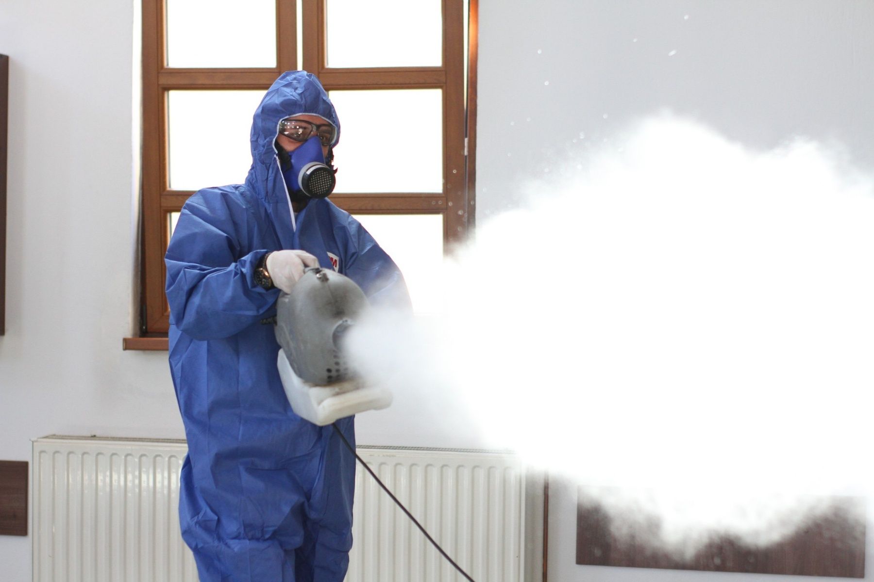 Nastavlja se dezinfekcija javnih prostora, danas zatvori, sutra UKC RS