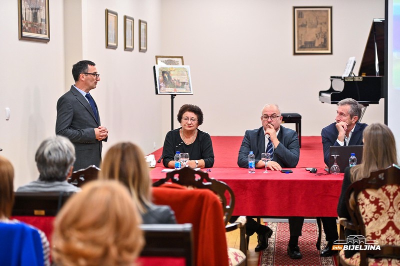 „Kultura u dijaspori“ – bečka „Prosvjeta“ predstavila Bijeljincima svoj rad (FOTO)