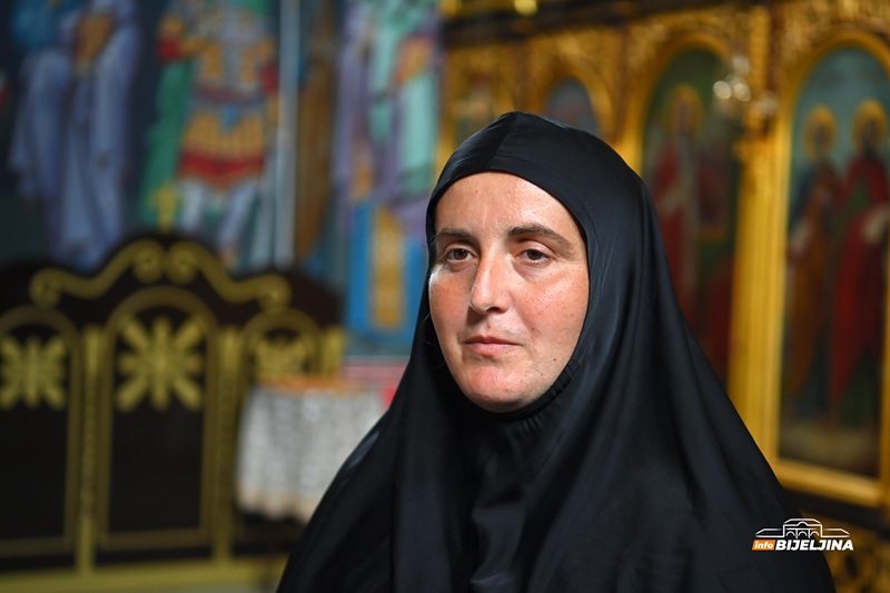 Monahinja Gavrila Kovačević za InfoBijeljinu: Naše selo ne pogađaju ni grad ni oluje (FOTO; VIDEO)