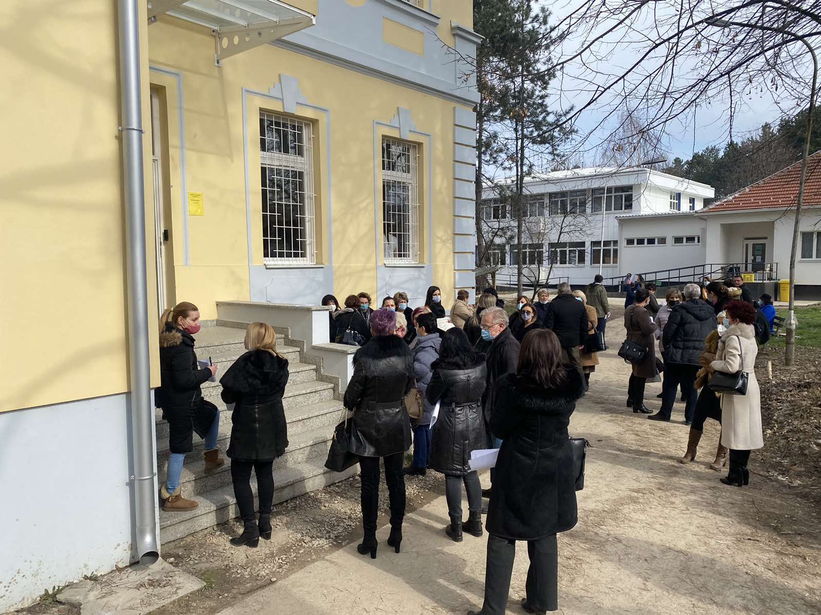 Loparski zdravstveni radnici vakcinisani u Loznici