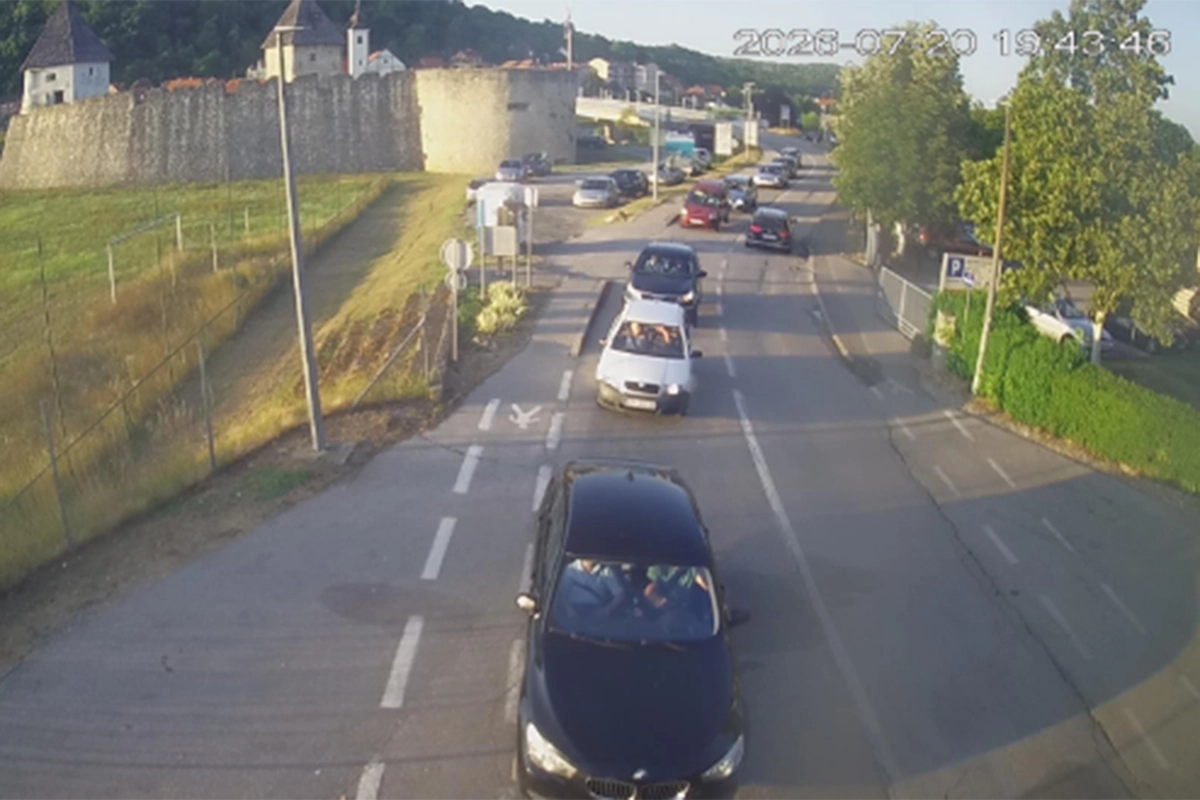 Gužve ne većini graničnih prelaza
