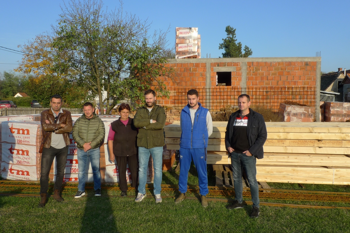 Slavica Lukić: Hvala RSS što su ispunili obećano (FOTO)