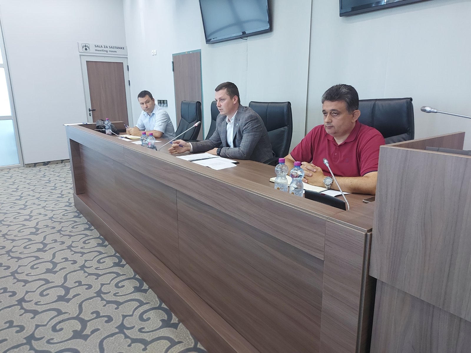 Gradski savjeti mjesnih zajednica: Ignorantski odnos Gradske uprave prema potrebama naših građana