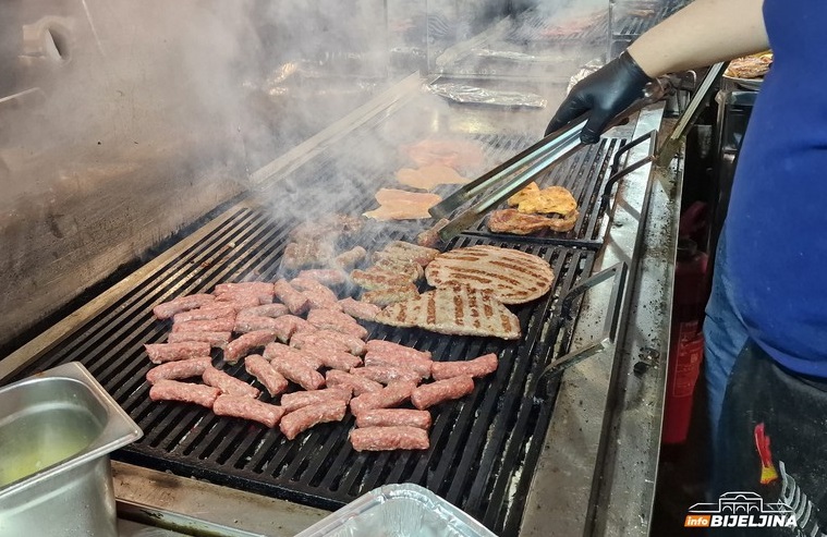 Praznik rada u znaku VISOKIH CIJENA: Za kilogram žive vage JAGNJETINE pripremite čak 25 KM