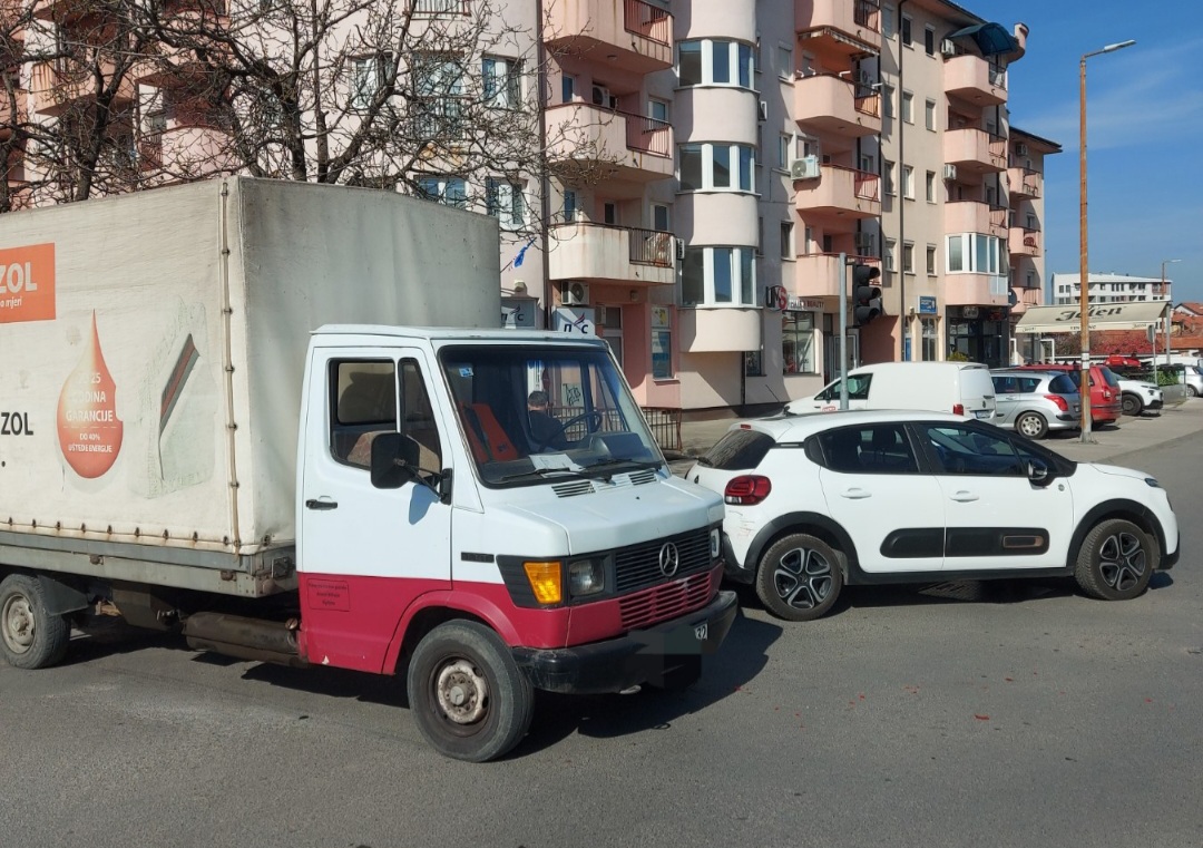 Sudar u Bijeljini, u toku uviđaj (FOTO)