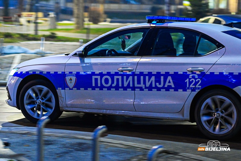 Teška nesreća na Badnji dan kod Ribnika: Poginula tinejdžerka (18)