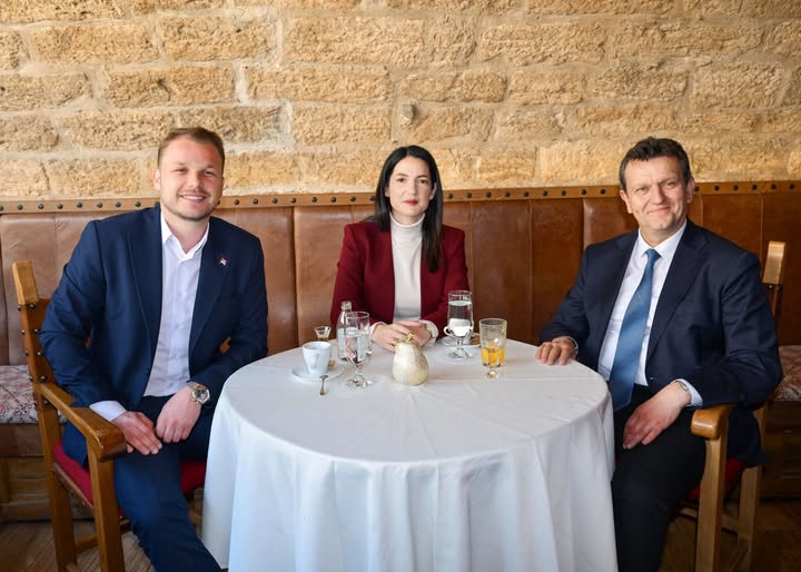 Blanuša sa Stanivukovićem i Trivićevom
