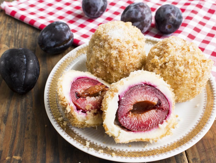 Provjeren recept za sočne knedle sa šljivama