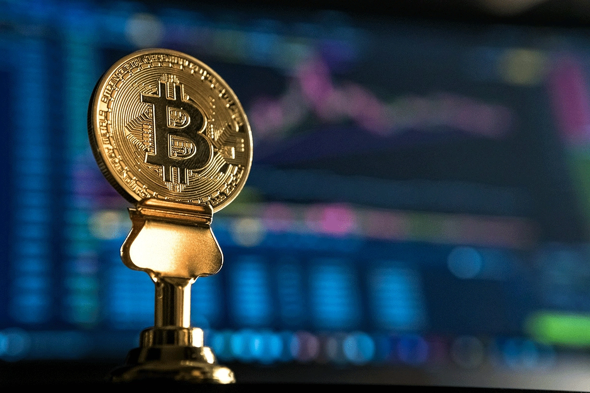 Bitcoin tone sve dublje