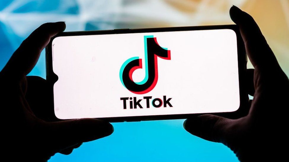 Još jedna zemlja zabranila upotrebu TikTok-a na službenim telefonima