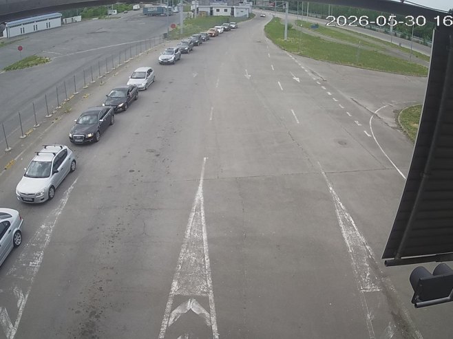 Pojačan saobraćaj na prelazima Rača, Šepak, Deleuša i Velika Kladuša