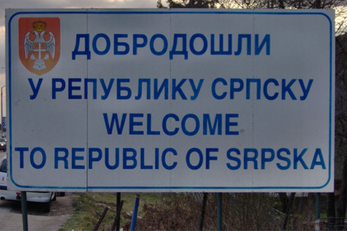 Bošnjacima smeta natpis 