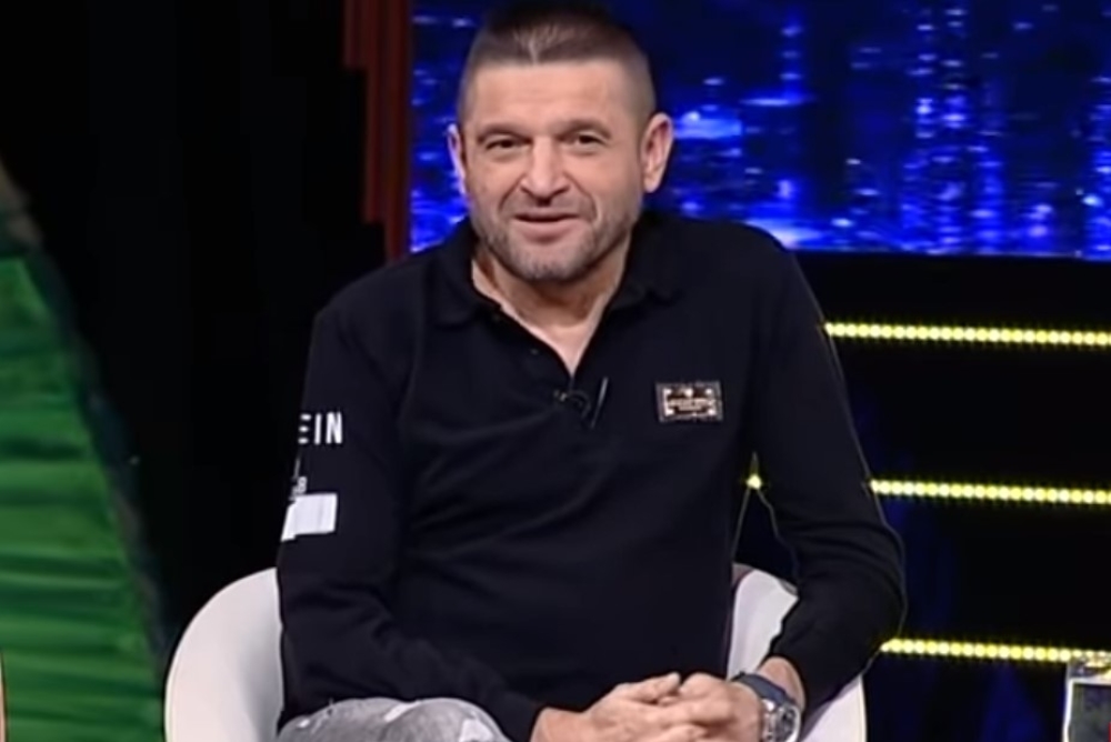 Baja snima nastavak legendarne pjesme „Božić je“ – Poslušajte prve stihove