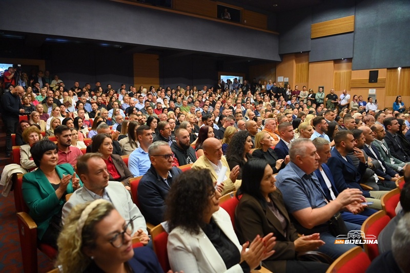 Cvijanović u Bijeljini: Pokazali smo da smo spremni da se izborimo za što bolju poziciju Srpske (FOTO)
