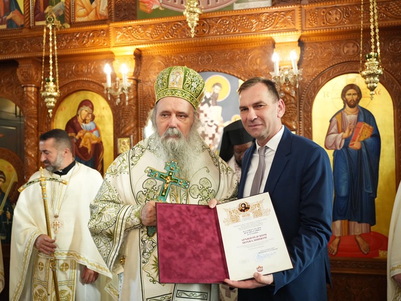 Mitropolit Fotije blagloslovio Ugljevik: Grad vjere, ljudi i budućnosti (FOTO)