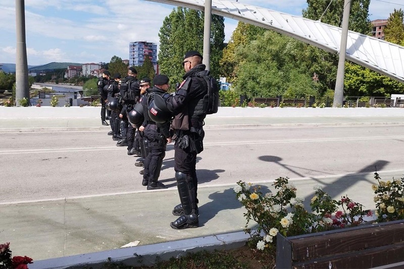 Novi talas napetosti na Kosovu: Blokirane srpske institucije, NATO razočaran, Vučić traži hitnu reakciju