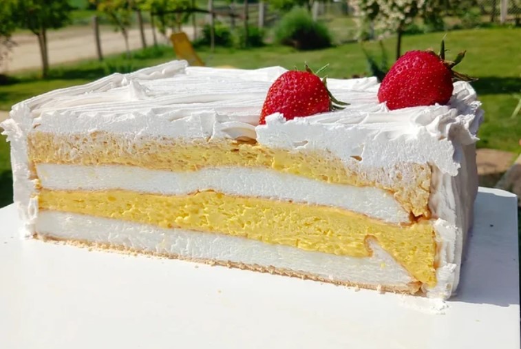 Domaća puslica torta koja uvijek i svima uspijeva