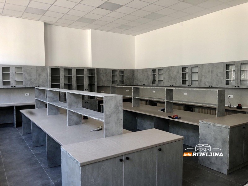 Učenici u Bijeljini praviće sokove, tjesteninu i sir – škola dobila opremu vrijednu milion maraka