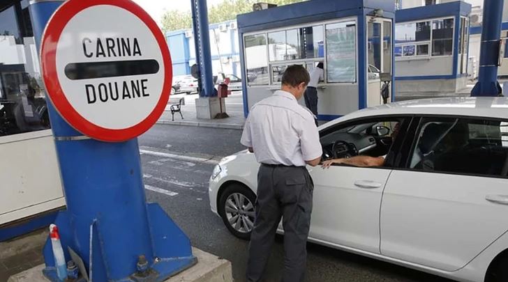 CARINSKI PAS NANJUŠIO EVRE U automobilu pronađene kese pune novca