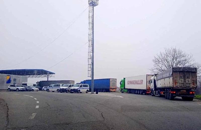 Most na GP Karakaj ponovo otvoren za teretni saobraćaj