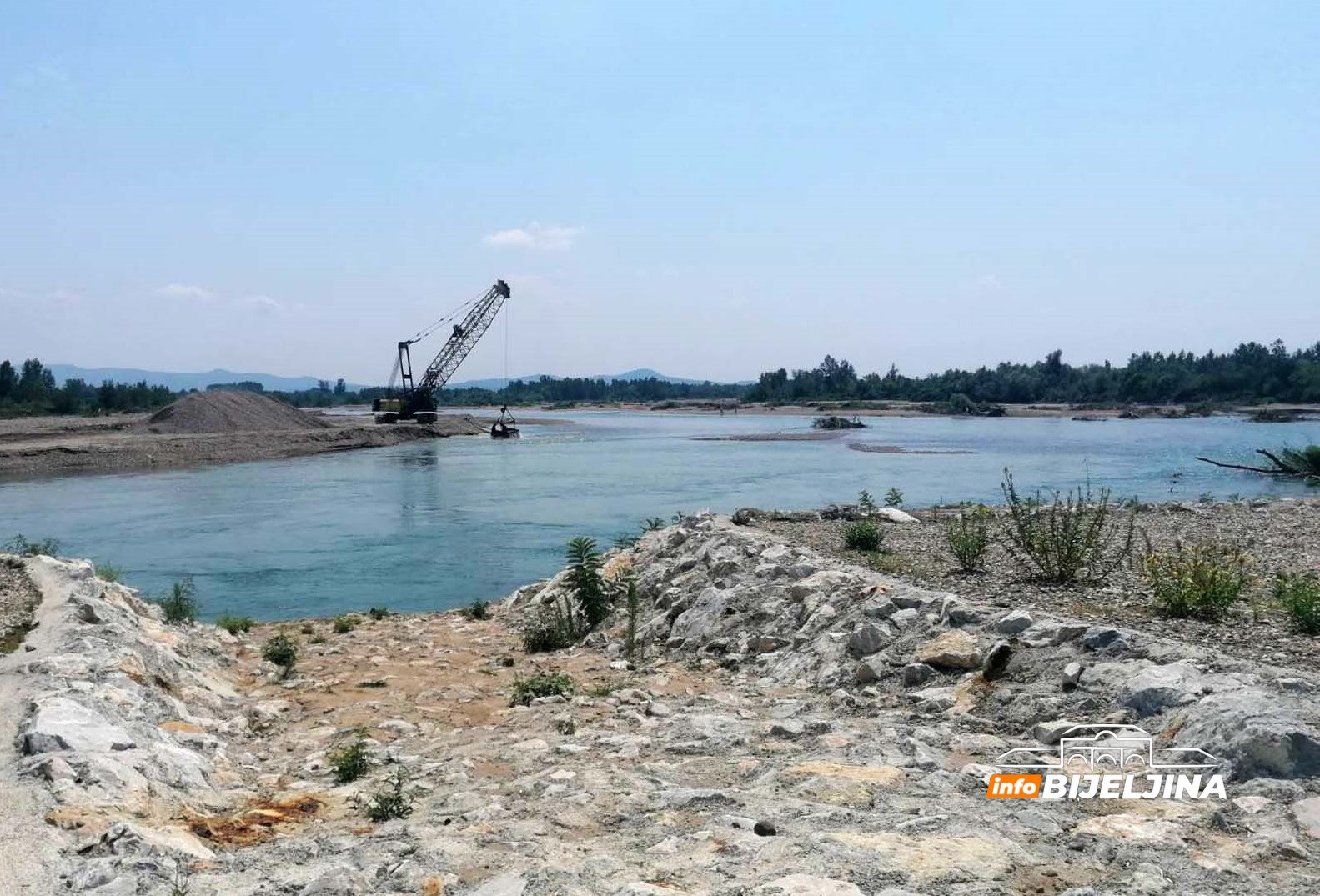U koritu Drine pronađeno tijelo muškarca