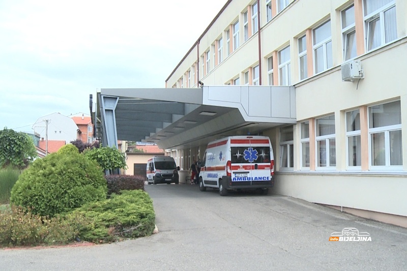 Dobila zlatnu medalju: Bijeljinska doktorka Dubravka Savić 30 godina spasava živote (FOTO)