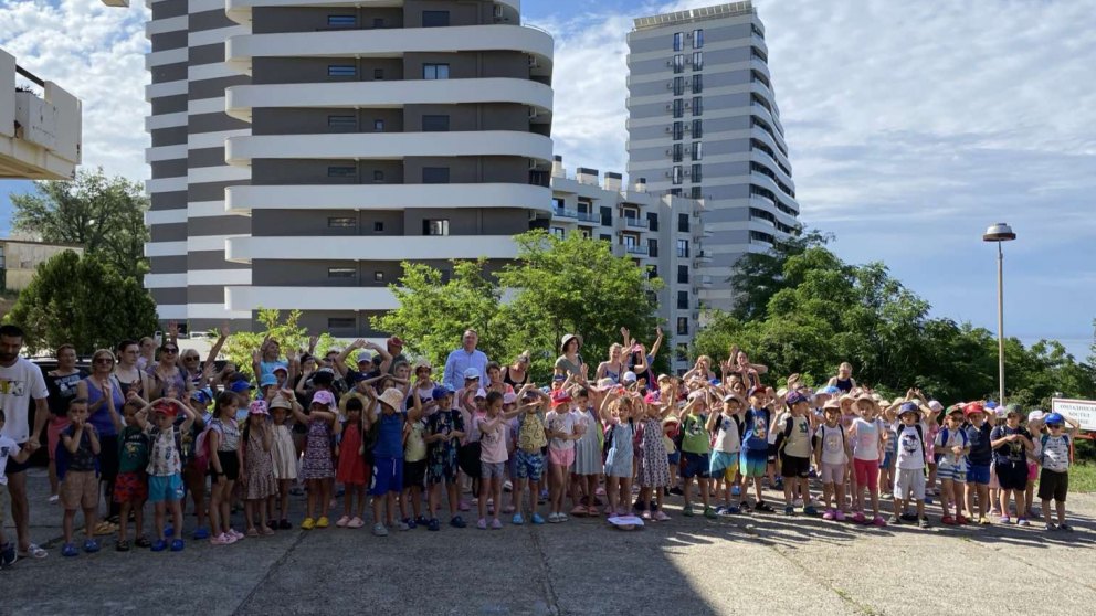 Bečići: Podizanjem zastave počela realizacija projekta