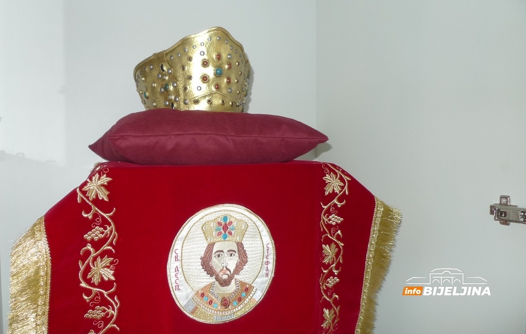 Jedinstvena muzejska zbirka u bijeljinskoj Crkvi besmrtnih heroja (FOTO)