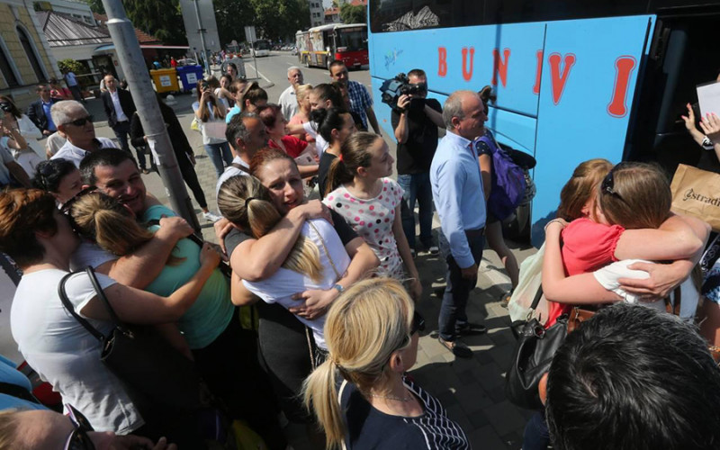 Stigli banjalučki učenici: Roditelji najavili tužbe protiv škole i organizatora ekskurzije