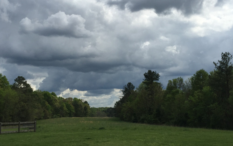 Danas sparno, uveče pljuskovi i grmljavina
