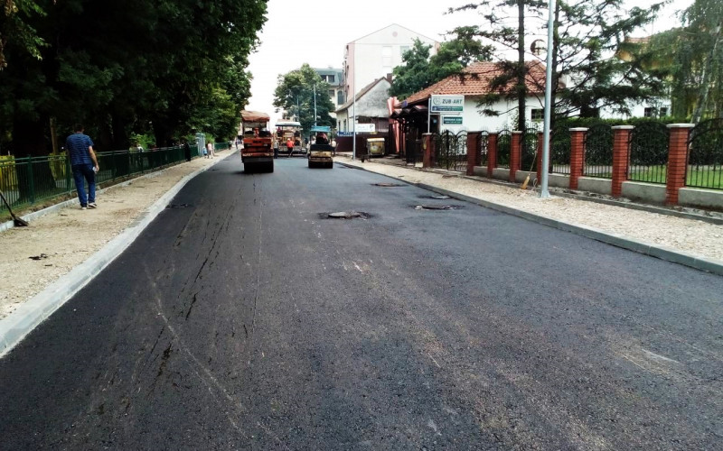 Počelo asfaltiranje ulica koje vode ka Bolnici i Domu zdravlja