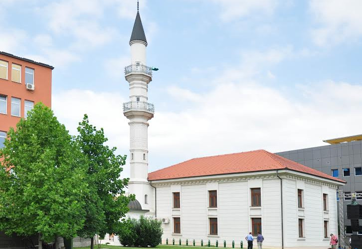 Vjernici islamske vjeroispovijesti u BiH i širom svijeta danas obilježavaju Ramazanski bajram