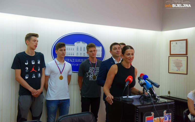 Podrška sportu i obrazovanju - za društveni i ekonomski razvoj