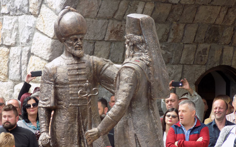 Otkriven spomenik braći Sokolović