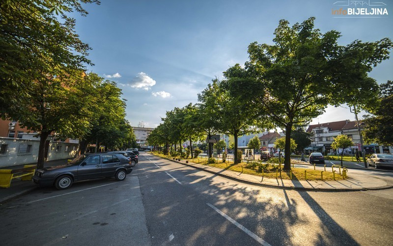 Danas sunčano i suvo, osim na jugu