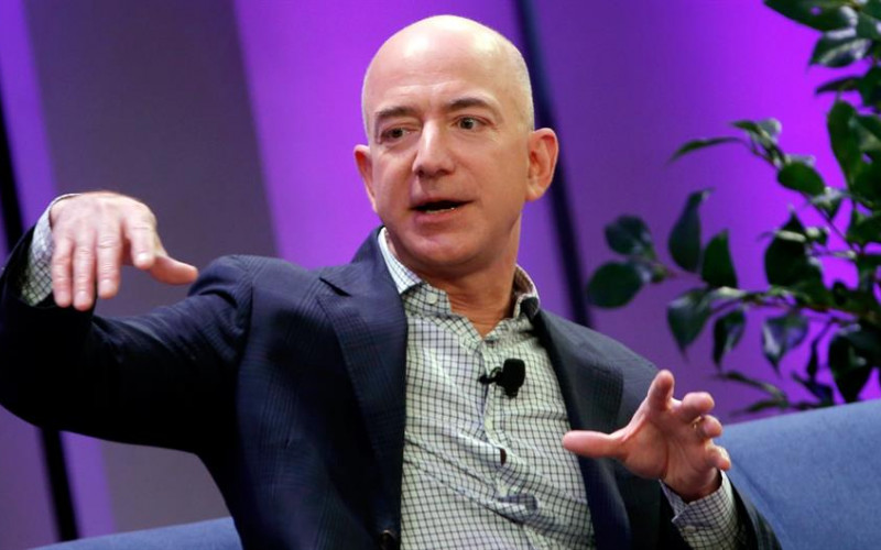 Vlasnik Amazona najbogatiji čovek u modernoj istoriji