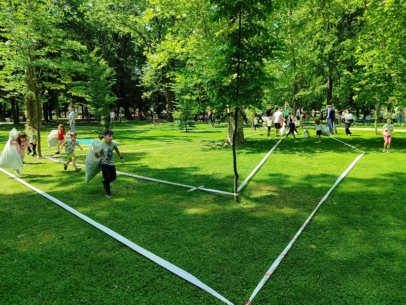 Mladi Bijeljinci oduševljeni trkom sa preprekama (FOTO)