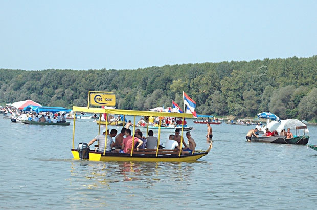 Plovidba od Crnjelova do Rače