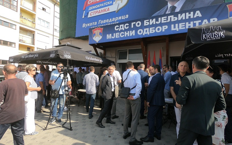 Mićić otvorio nove prostorije stranke