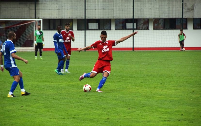 Zvijezda dočekuje Želju, Radnik putuje u Široki