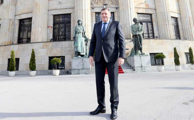 Ko će se odazvati na Dodikov poziv na konsultacije?