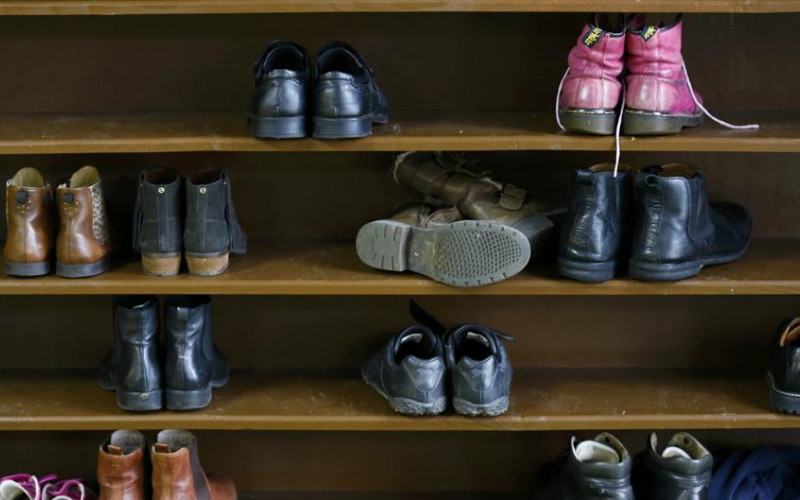 Japanci osmislili uređaj protiv neprijatnog mirisa obuće