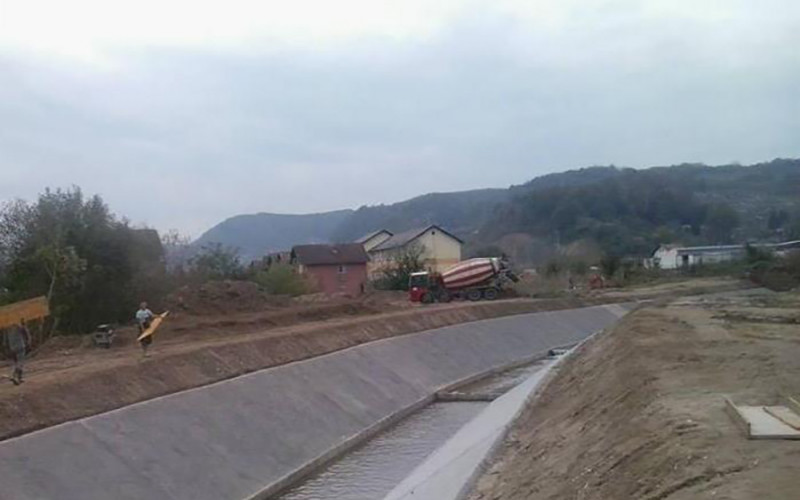 Uređuju korita Drine i Sapne da spriječe plavljenje imanja