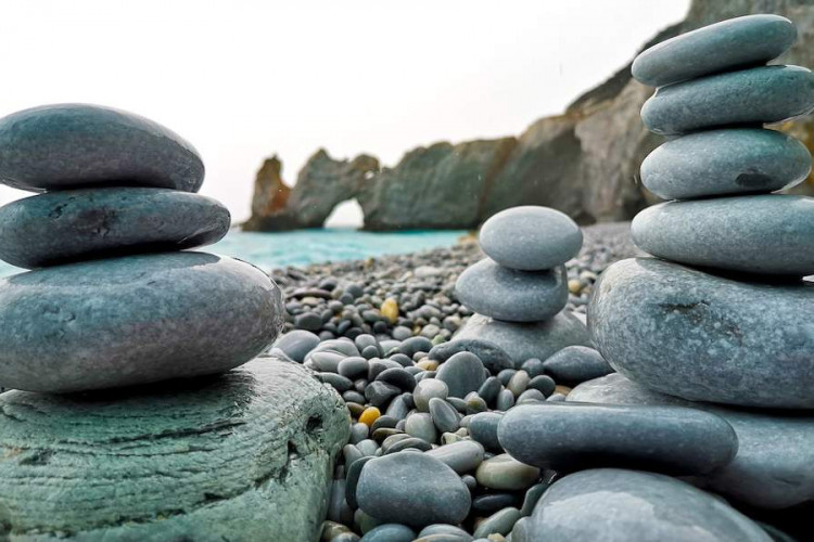 Ko ponese kamenje sa grčkog ostrva kao suvernir, kazna i do 1.000 evra