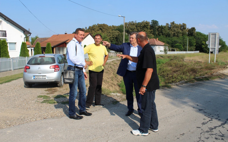 Počela rekonstrukcija dijela lokalnog puta u Gornjem Crnjelovu