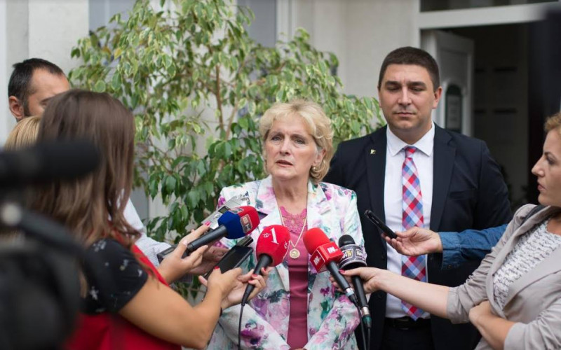 Stevanović prvog dana školske godine posjetio Školu stranih jezika 